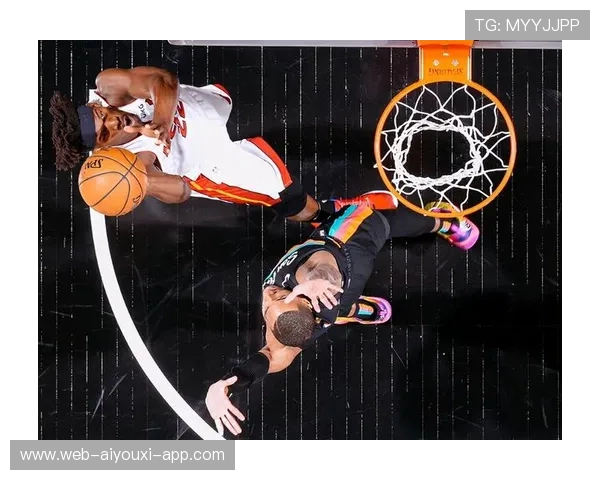 爵士队士气高昂，冲击季后赛席位，爵士队季后赛名单